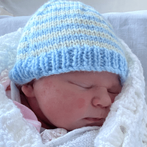 Hat for newborn - blue and yellow.