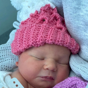 Hat for newborn - pink
